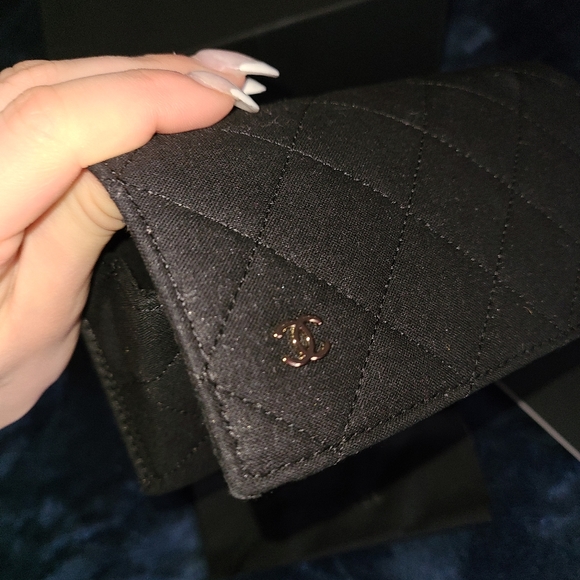 Chanel authentic sunglasses - Picture 5 of 6